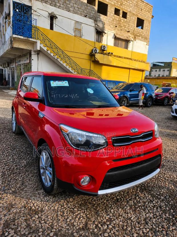 Kia Soul Base Hatchback 2018 Red