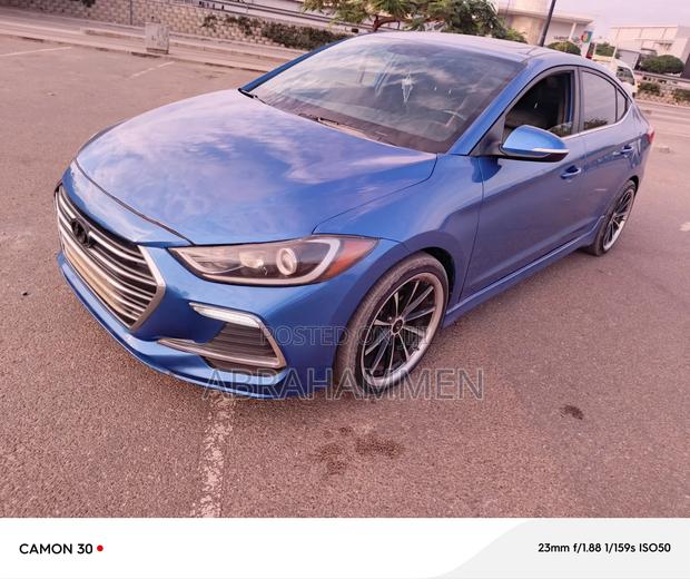 Hyundai Elantra 2018 Blue
