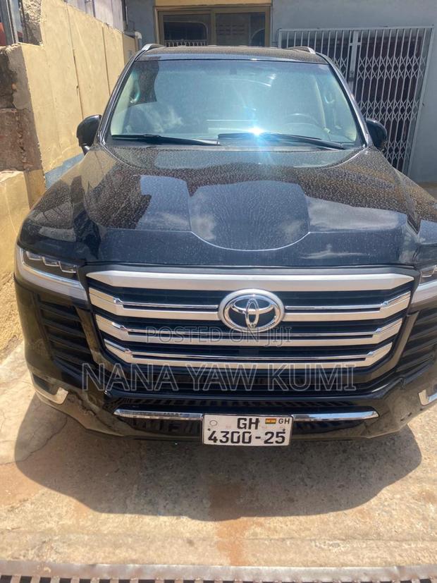 Toyota Land Cruiser 4x4 2007 Black