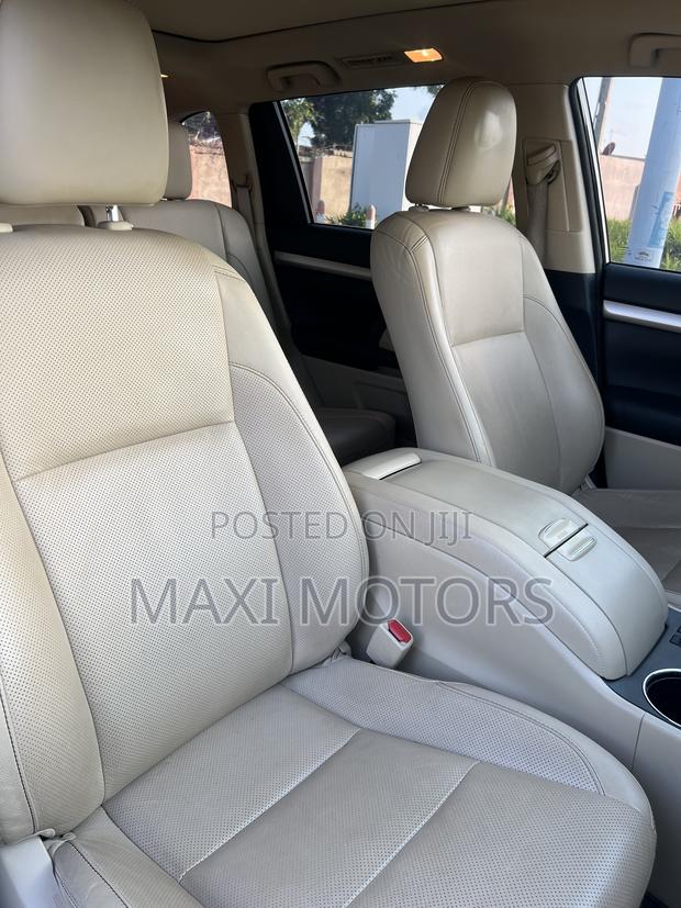 Toyota Highlander 2018 Black