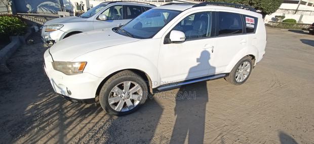 Mitsubishi Outlander Sport ES CVT 2012 White