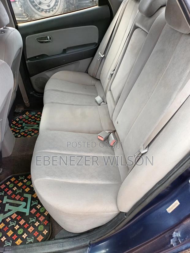 Hyundai Elantra 2010 Blue