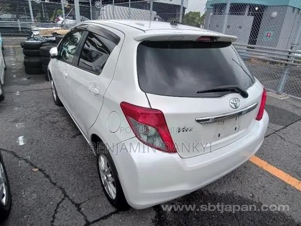 Toyota Vitz 2012 White