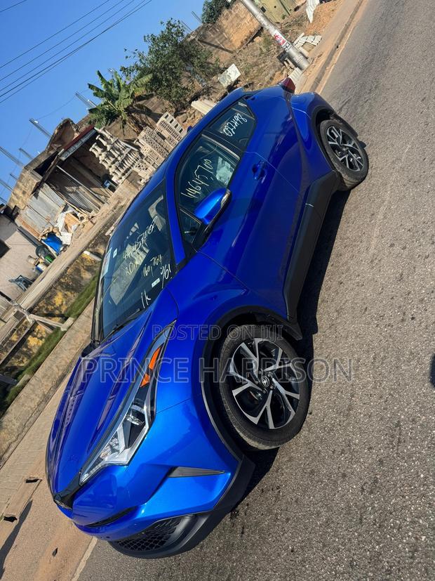 Toyota C-HR Limited FWD 2019 Blue