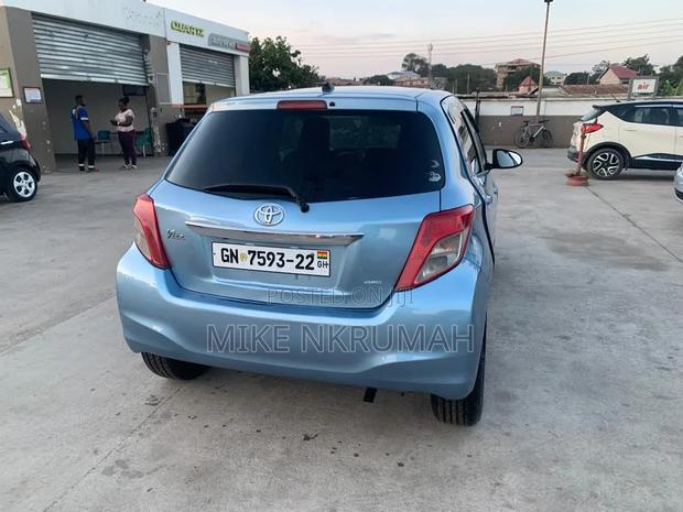 Toyota Vitz 2012 Blue