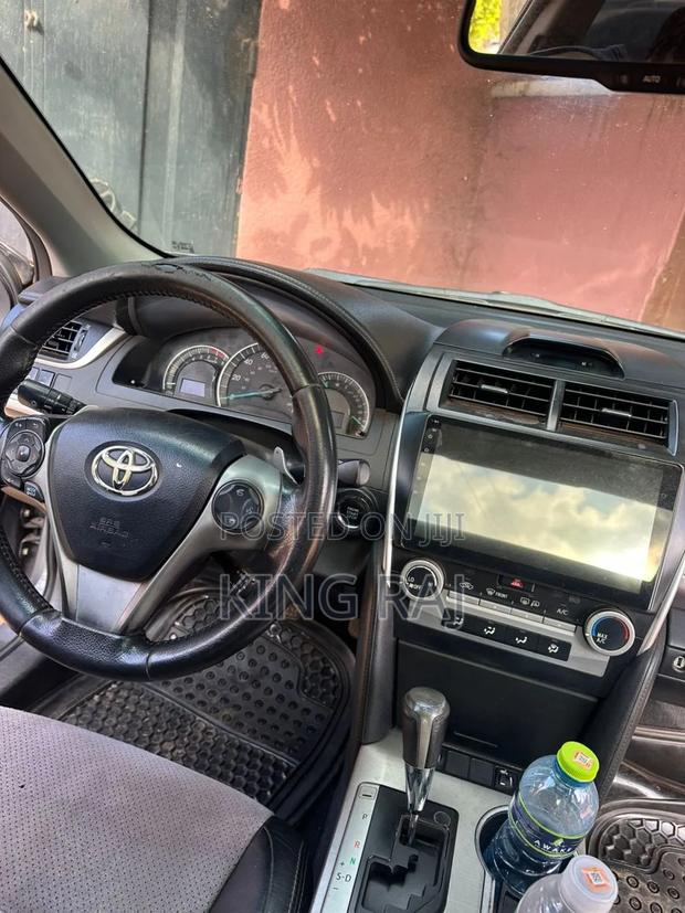 Toyota Camry SE 4dr Sedan (2.5L 4cyl 6A) 2014 Black