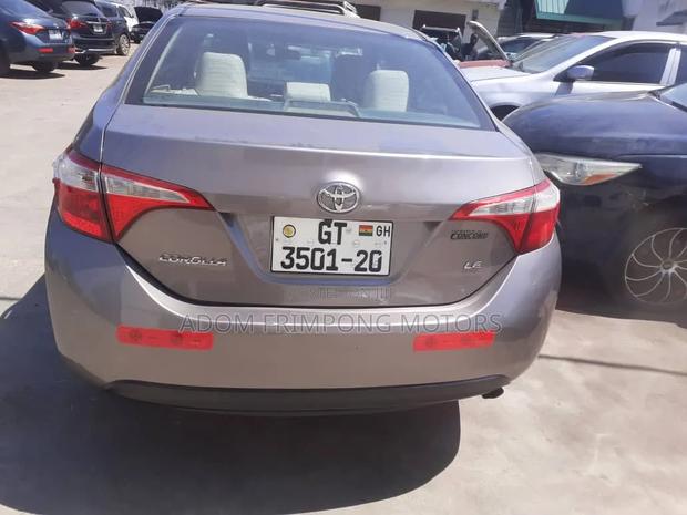 Toyota Corolla 2015 Brown