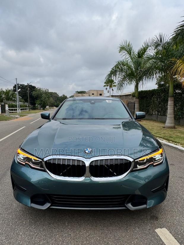 BMW 330i 2021 Green