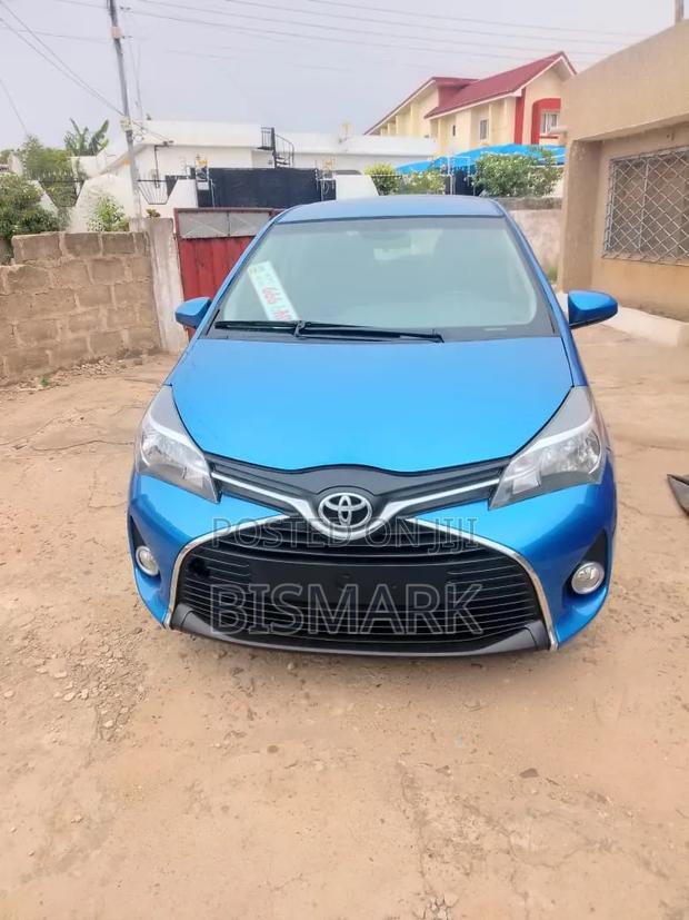 Toyota Yaris SE Hatchback 5dr 2016 Blue