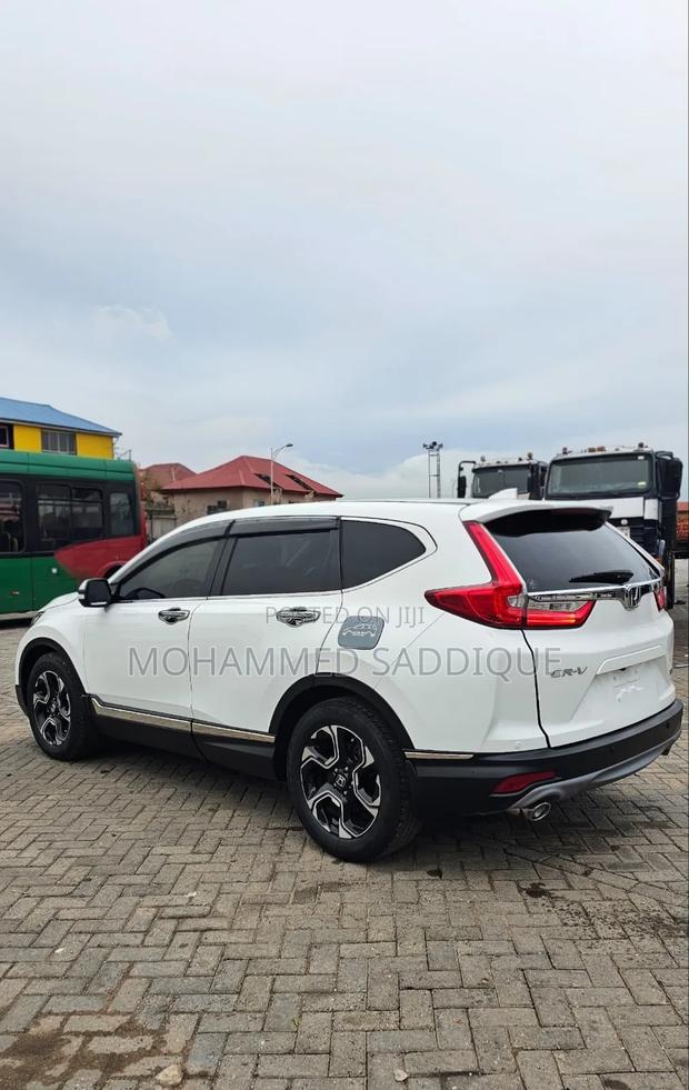 Honda CR-V 2021 White