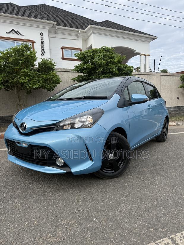 Toyota Vitz 1.3 FWD 3dr 2015 Blue