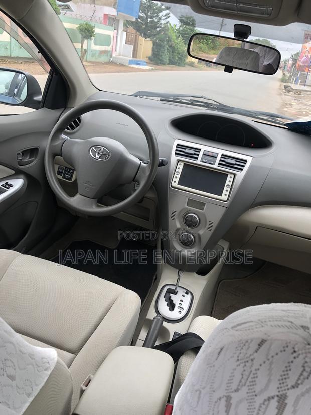 Toyota Belta 2011 White