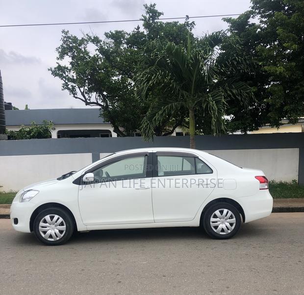 Toyota Belta 2011 White
