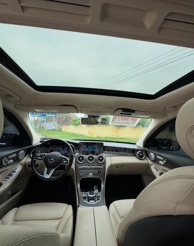 Mercedes-Benz C300 2021 Black