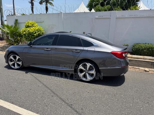 Honda Accord EX-L 2.0T 2020 Gray