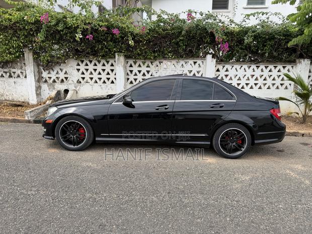 Mercedes-Benz C250 2013 Black