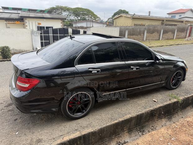 Mercedes-Benz C250 2013 Black