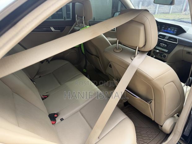 Mercedes-Benz C250 2013 Black
