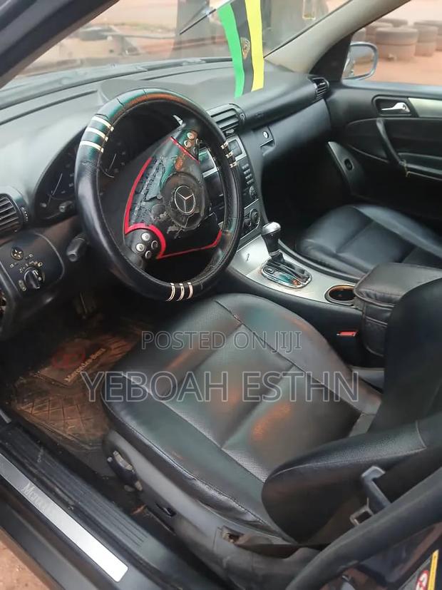 Mercedes-Benz 230E 2014 Beige