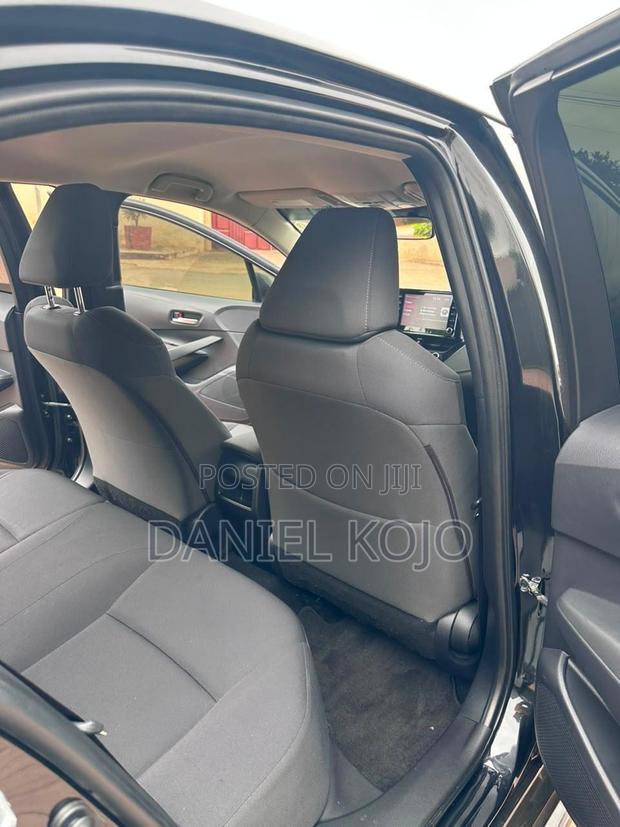 Toyota Corolla LE 2020 Black