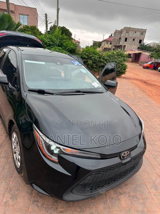 Toyota Corolla LE 2020 Black