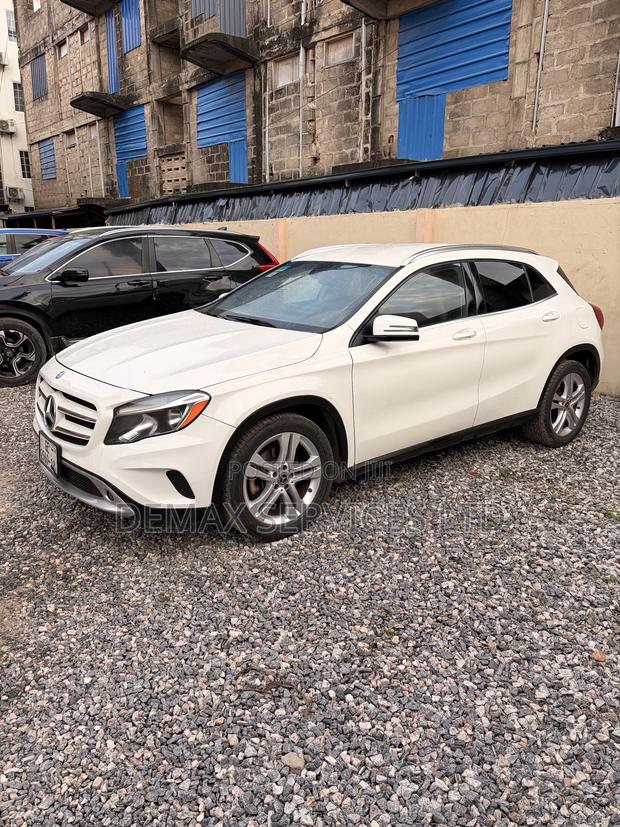 Mercedes-Benz GLA 250 2015 White