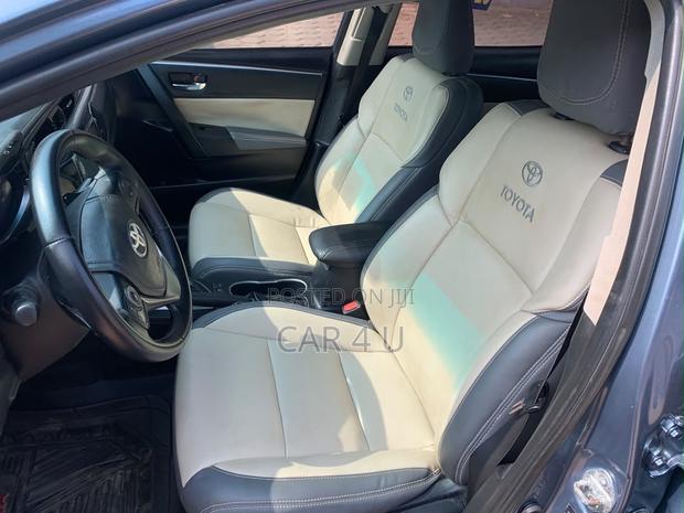 Land Rover Range Rover Evoque SE 5dr 4x4 (2.0L 4cyl 9A) 2016 White