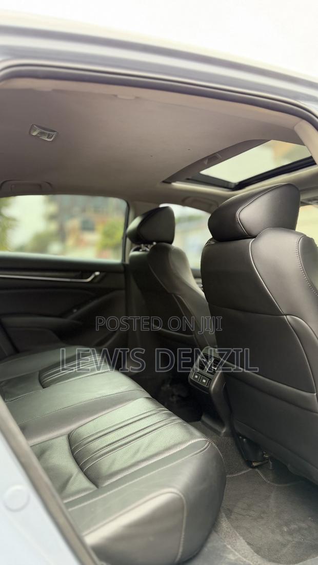 Honda Accord Touring 2.0T 2022 Blue