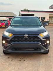 Toyota RAV4 XLE 2022 Blue for sale