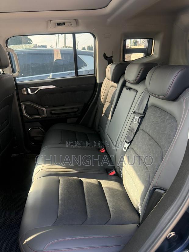 Jetour T2 2.0 Petrol AWD 2024 Black