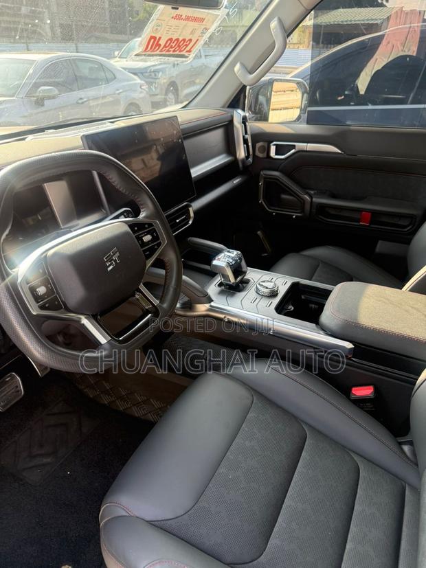 Jetour T2 2.0 Petrol AWD 2024 Black