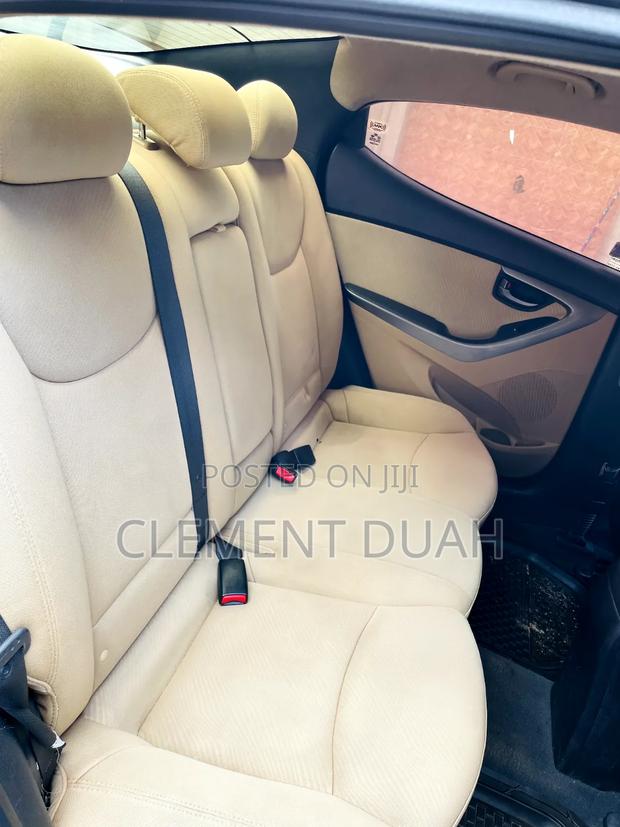 Hyundai Elantra GLS Sedan FWD (1.8L 4cyl 6A) 2013 Gray