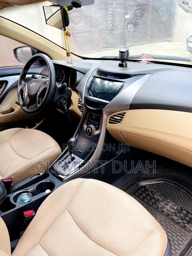 Hyundai Elantra GLS Sedan FWD (1.8L 4cyl 6A) 2013 Gray