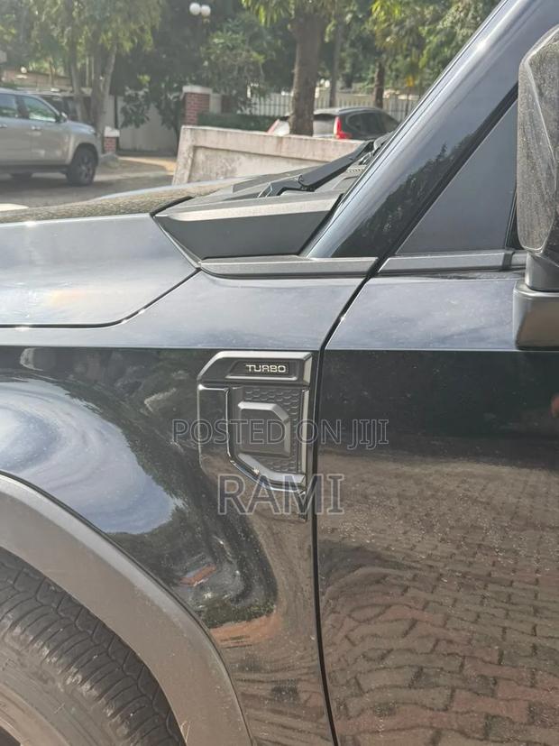 Toyota Land Cruiser Prado 2026 Black