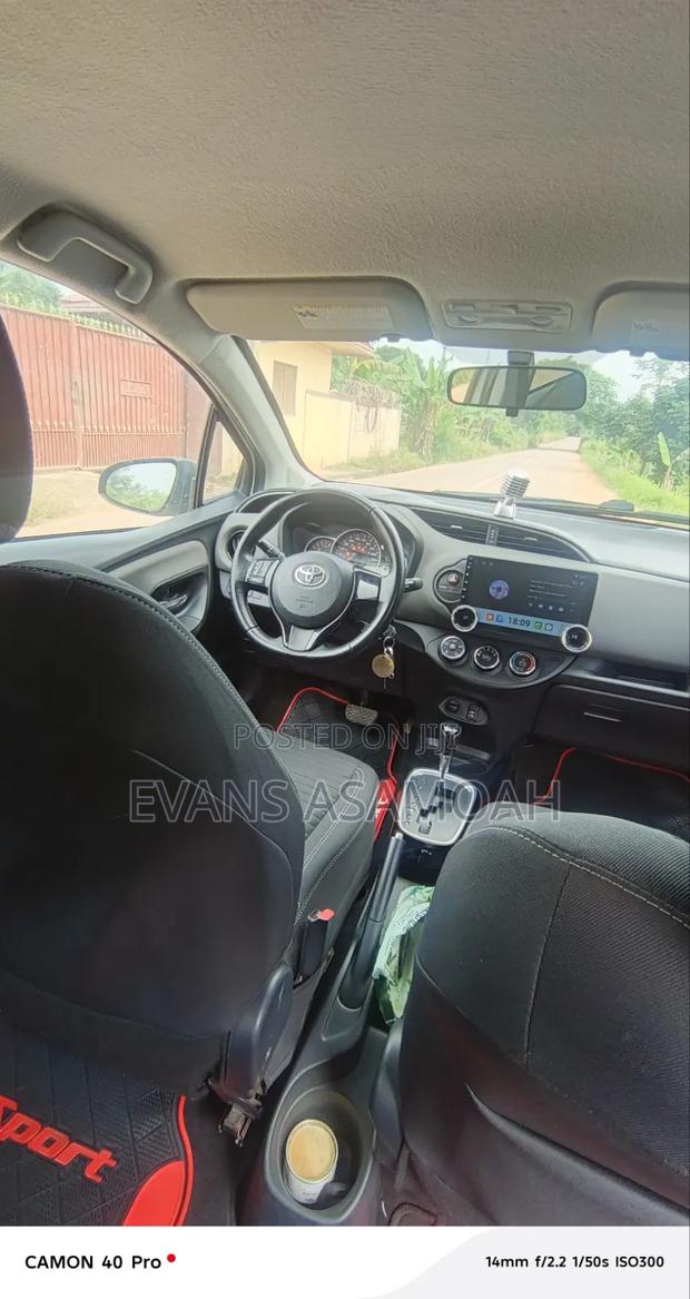 Toyota Yaris 2016 White