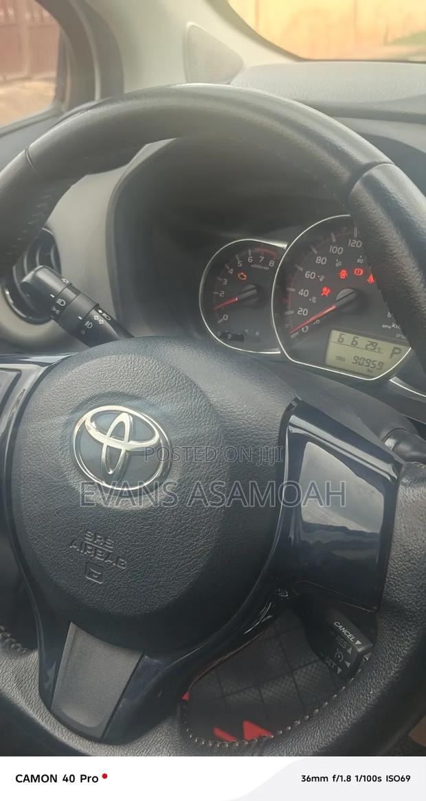 Toyota Yaris 2016 White