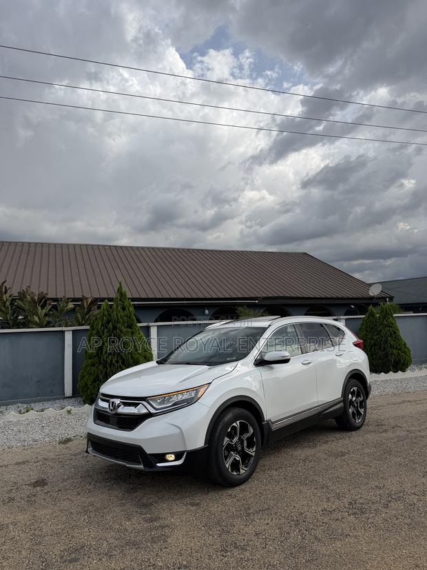 Honda CR-V Touring AWD 2018 White