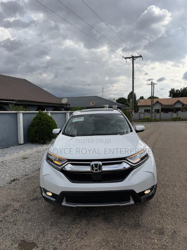 Honda CR-V Touring AWD 2018 White