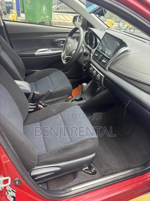 Toyota Yaris 2016 Red