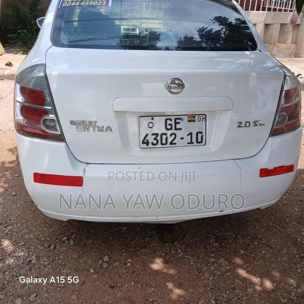 Nissan Sentra 2007 White