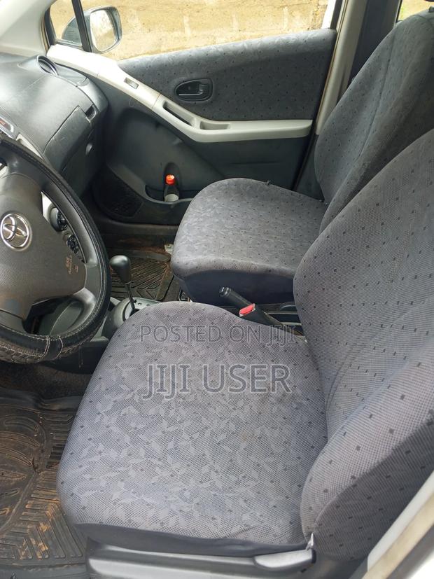 Toyota Vitz 2008 White