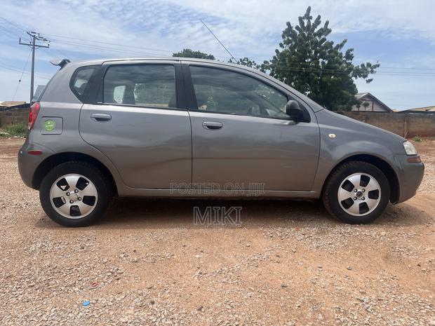 Chevrolet Aveo 2006 Gray