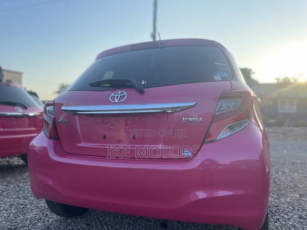 Toyota Vitz 1.3 AWD 3dr 2016 Pink