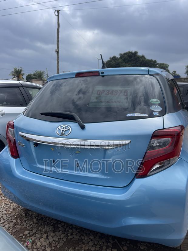 Toyota Vitz 1.3 AWD 3dr 2016 Blue