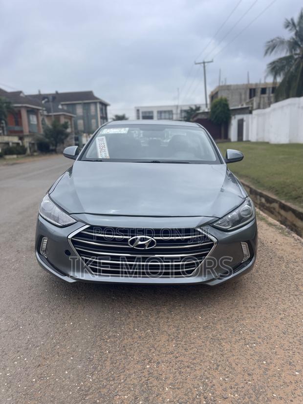 Hyundai Elantra 2018 Gray