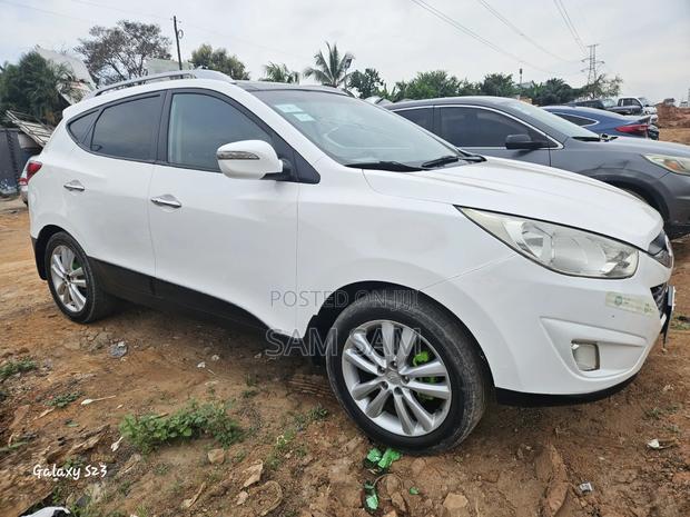 Hyundai Tucson 2015 White