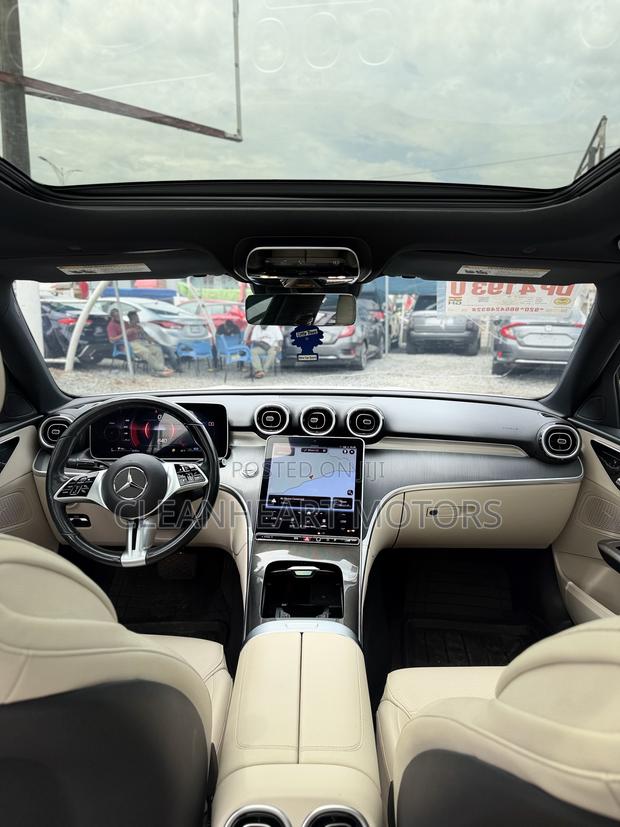 Mercedes-Benz C300 2023 White