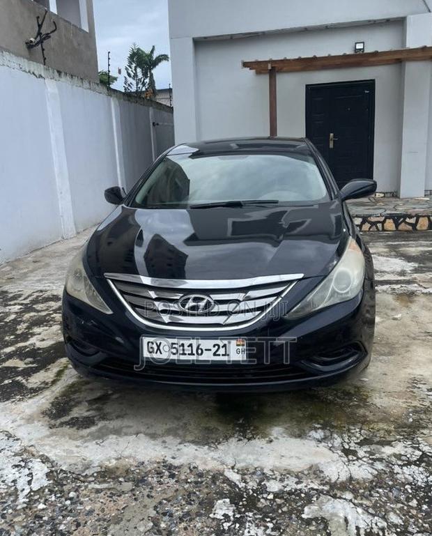 Hyundai Sonata 2011 Gray