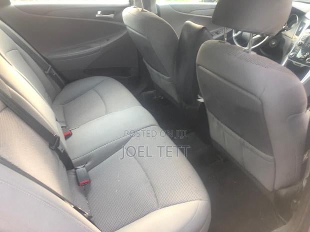 Hyundai Sonata 2011 Gray