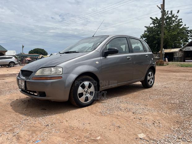 Chevrolet Aveo 2006 Gray
